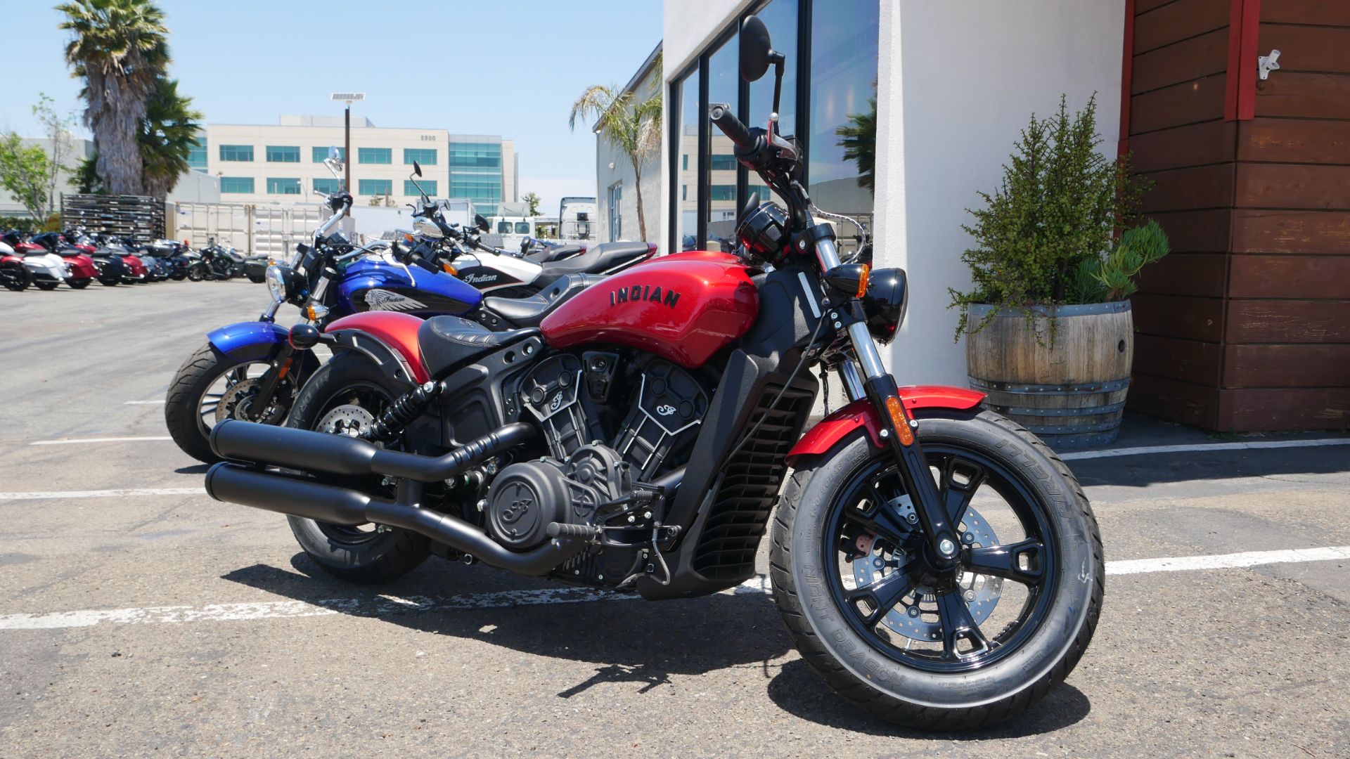 2024 Indian Motorcycle Scout® Bobber Sixty ABS in San Diego, California - Photo 2