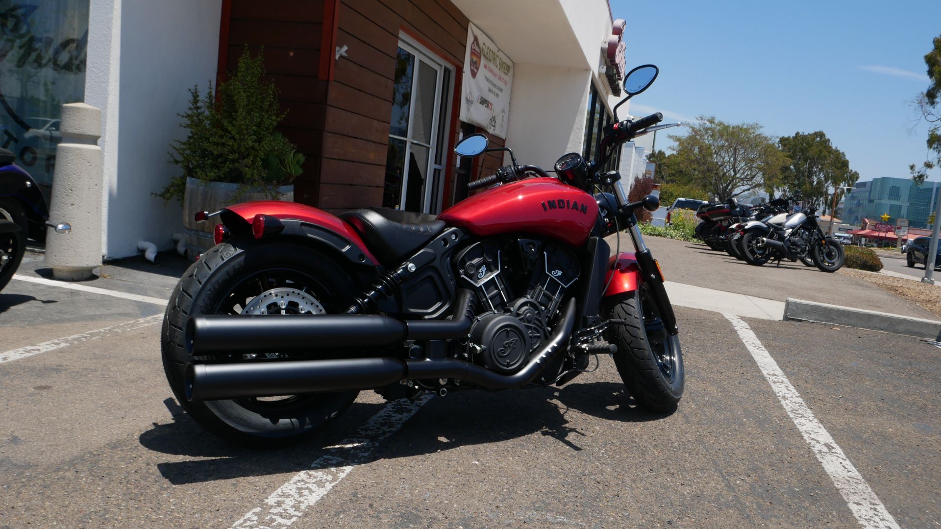 2024 Indian Motorcycle Scout® Bobber Sixty ABS in San Diego, California - Photo 3