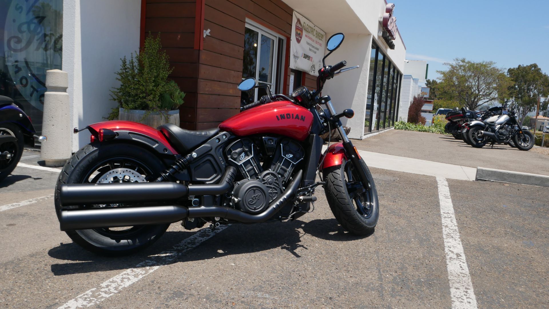 2024 Indian Motorcycle Scout® Bobber Sixty ABS in San Diego, California - Photo 4