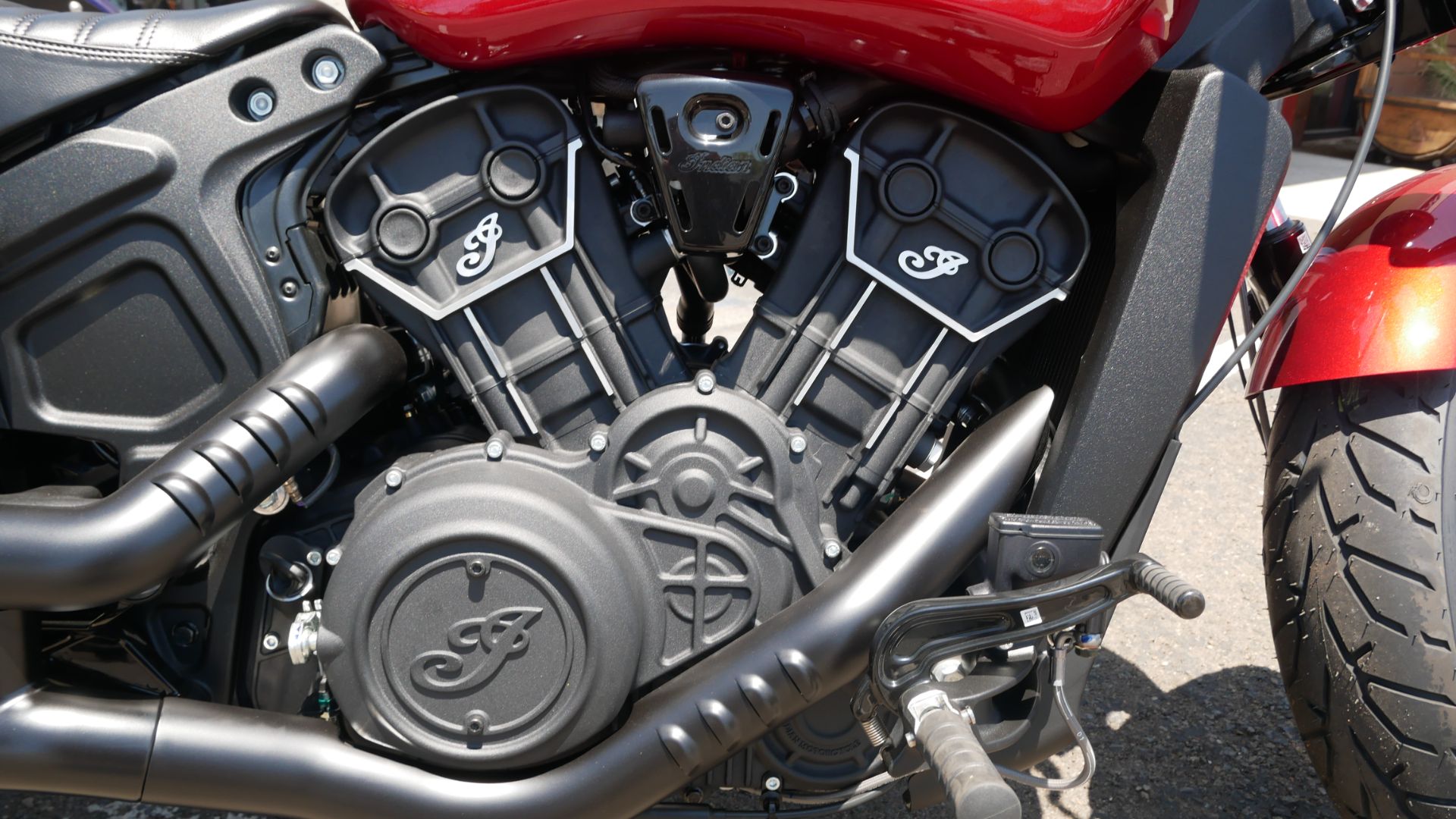 2024 Indian Motorcycle Scout® Bobber Sixty ABS in San Diego, California - Photo 10