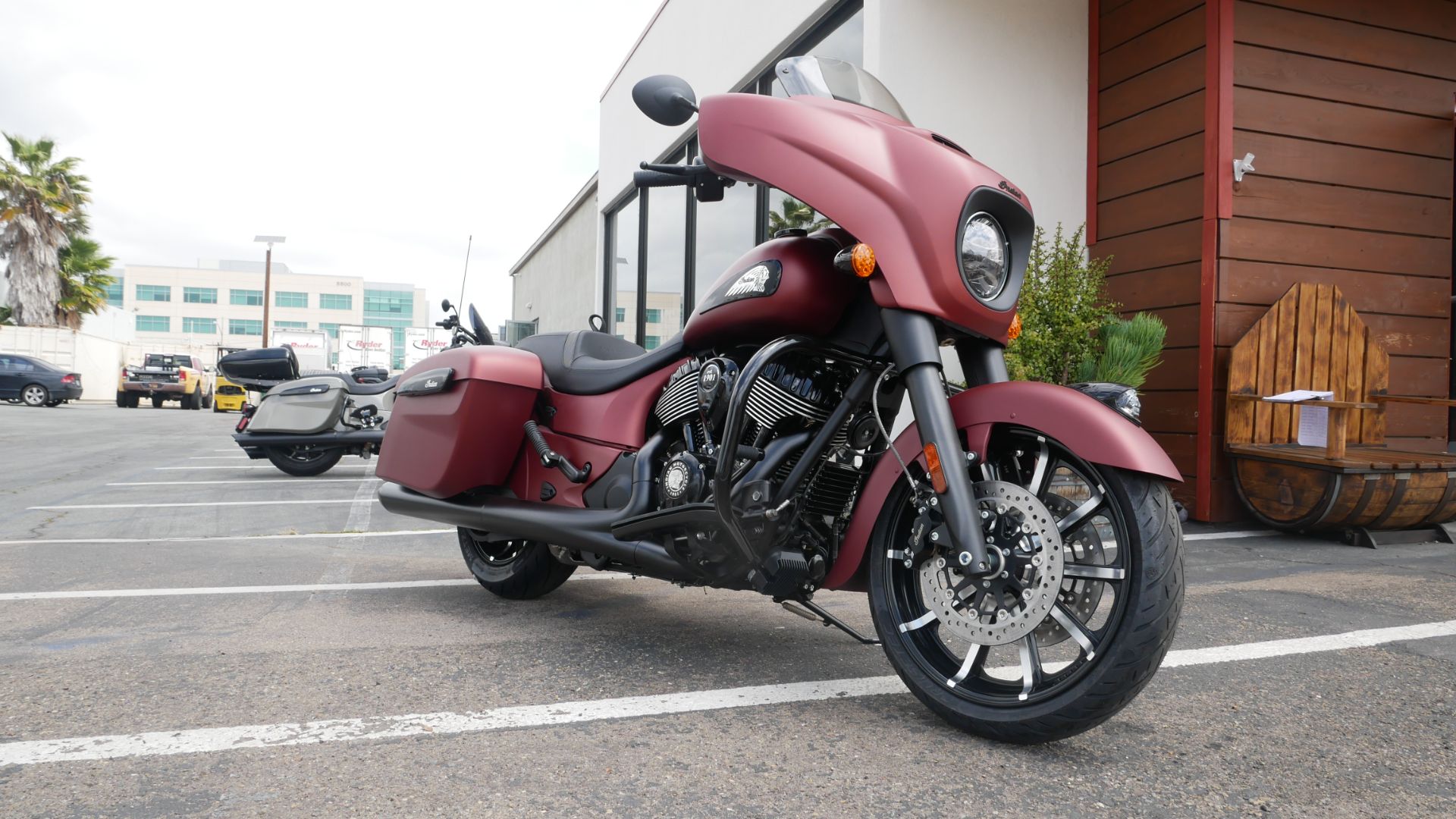 2023 Indian Motorcycle Chieftain® Dark Horse® Icon in San Diego, California - Photo 2
