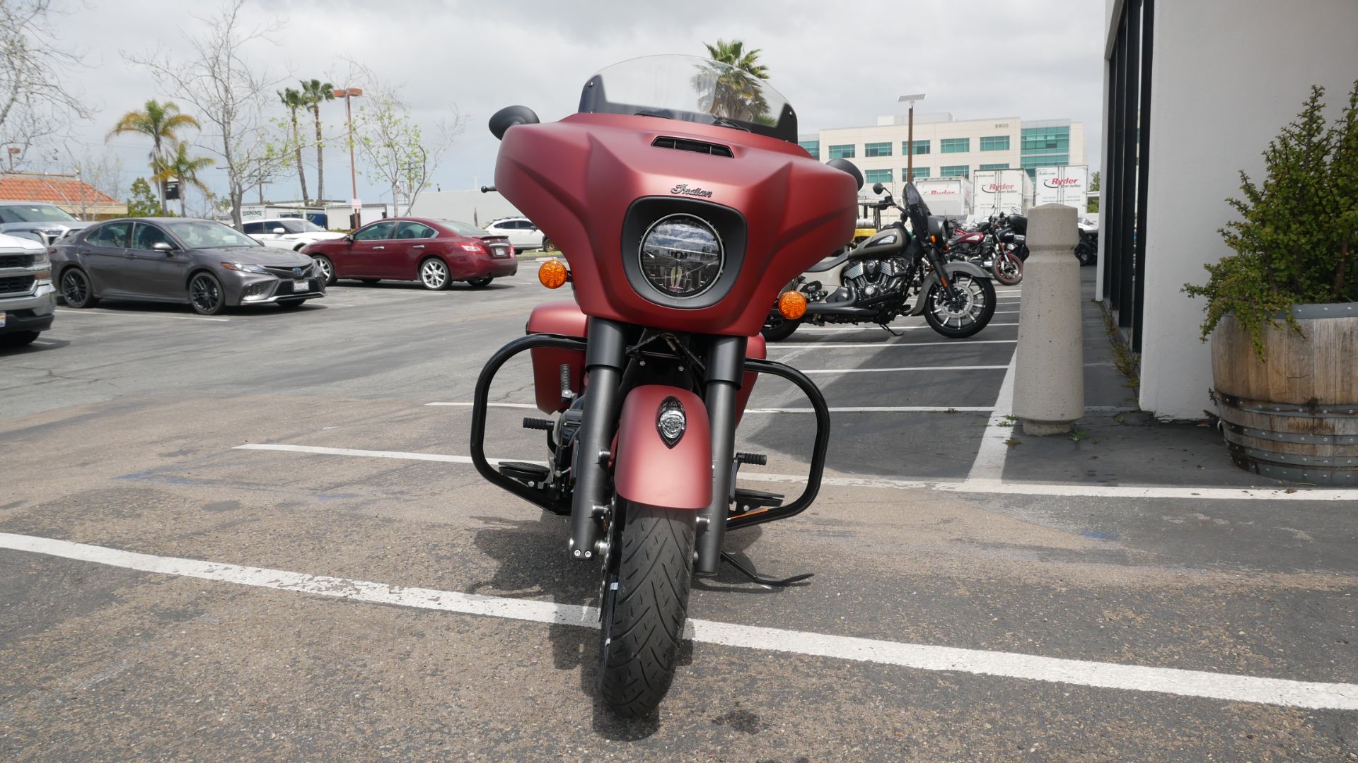2023 Indian Motorcycle Chieftain® Dark Horse® Icon in San Diego, California - Photo 6