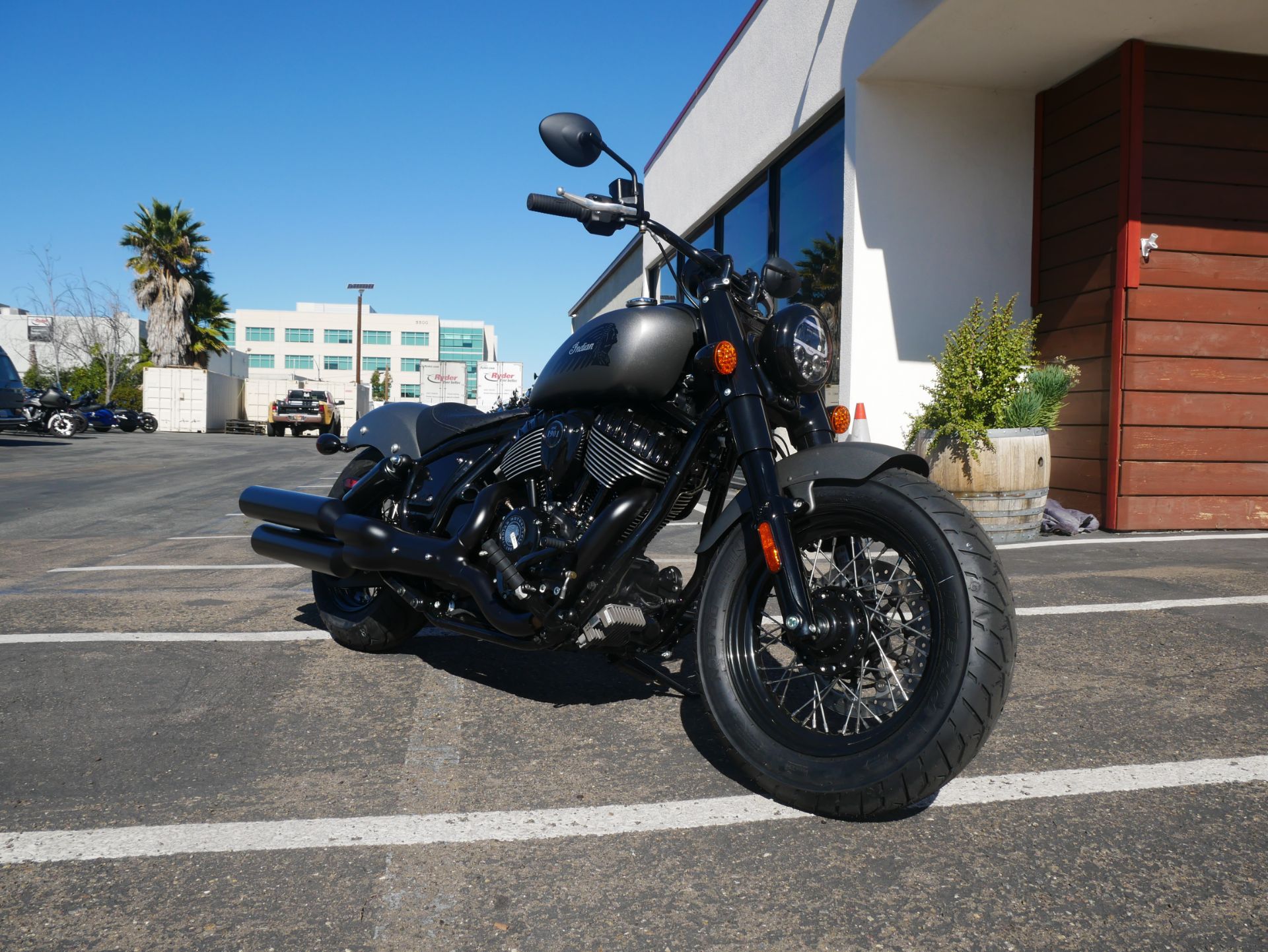 2023 Indian Motorcycle Chief Bobber Dark Horse® in San Diego, California - Photo 2