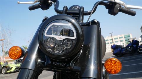2023 Indian Motorcycle Chief Bobber Dark Horse® in San Diego, California - Photo 9