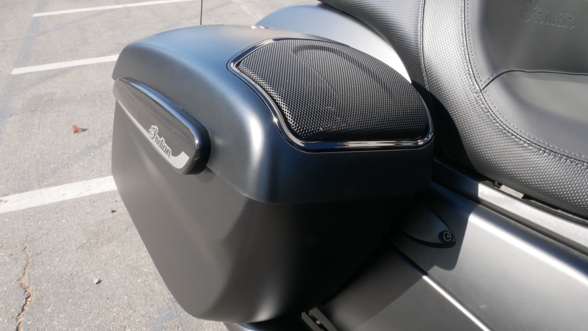 2024 Indian Motorcycle Challenger® Dark Horse® with PowerBand Audio Package in San Diego, California - Photo 16