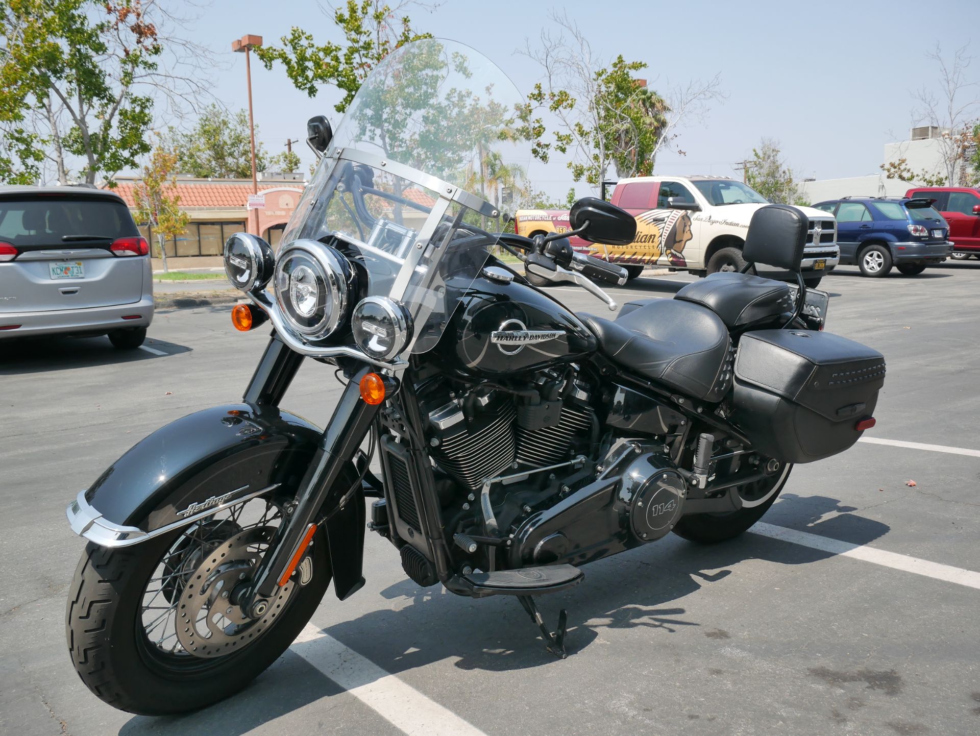 2018 Harley-Davidson Heritage Classic 114 in San Diego, California - Photo 6