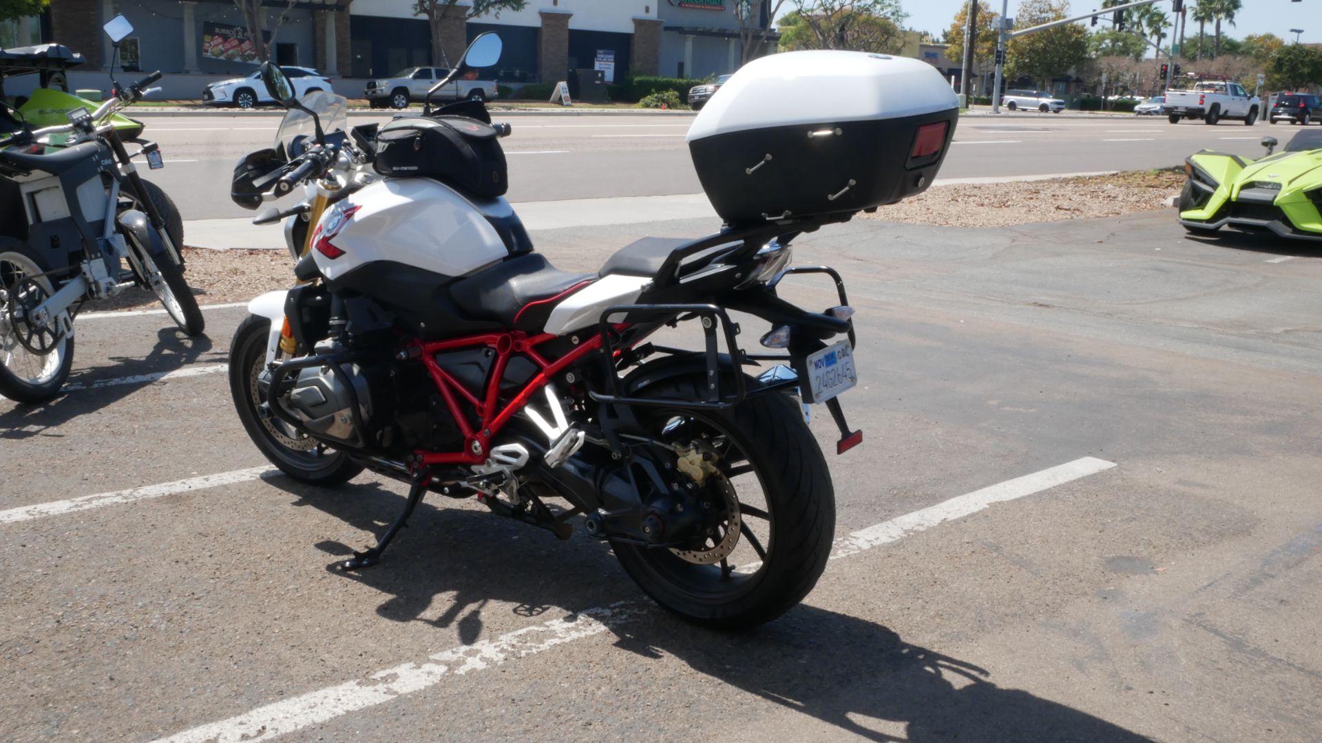 2016 BMW R 1200 R in San Diego, California - Photo 5