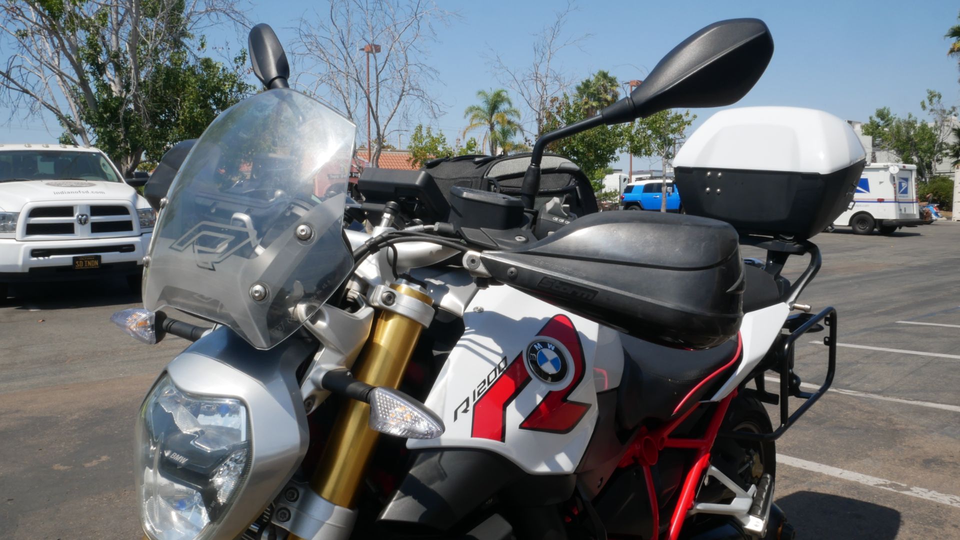 2016 BMW R 1200 R in San Diego, California - Photo 9