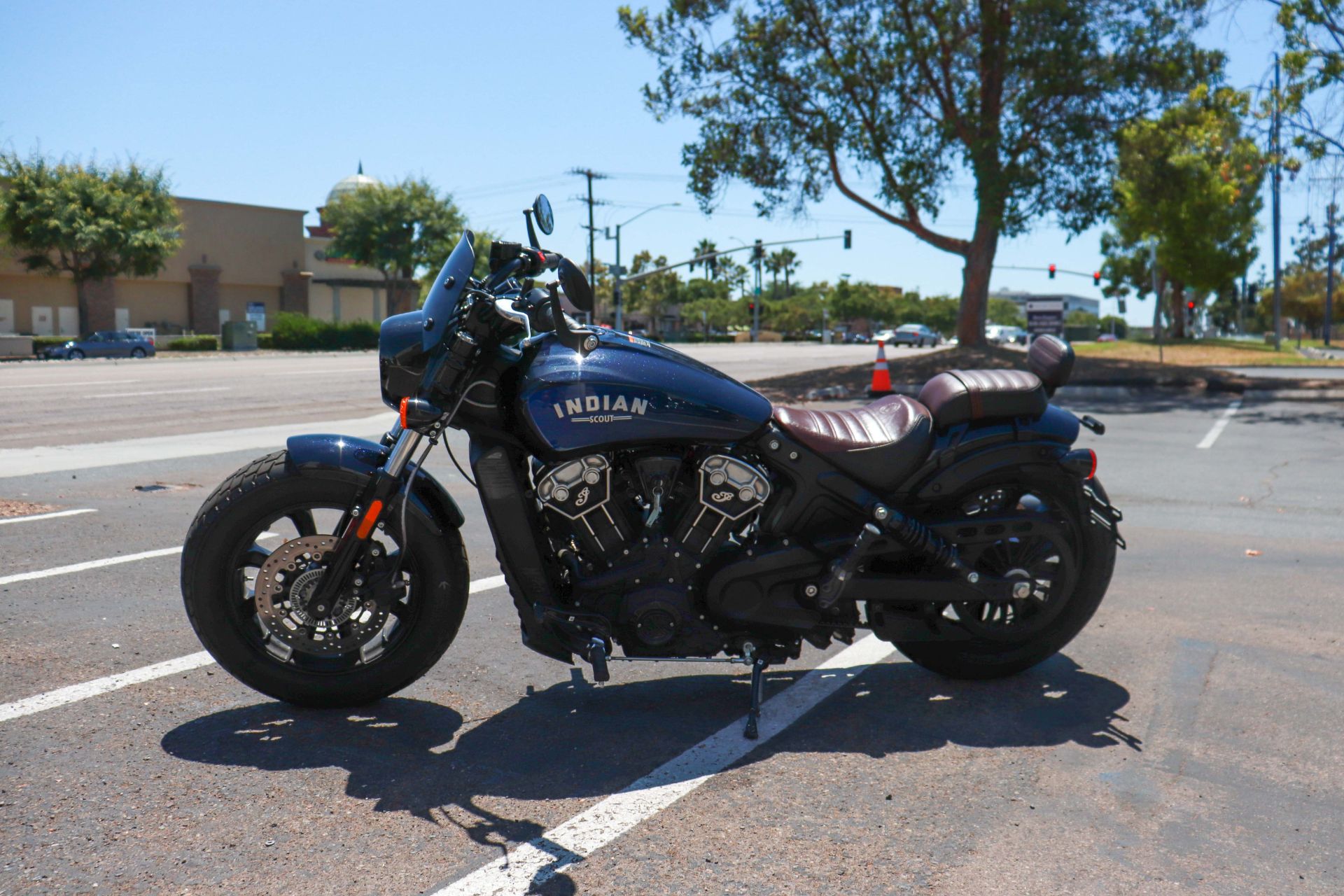 2021 Indian Scout® Bobber ABS Icon in San Diego, California - Photo 5