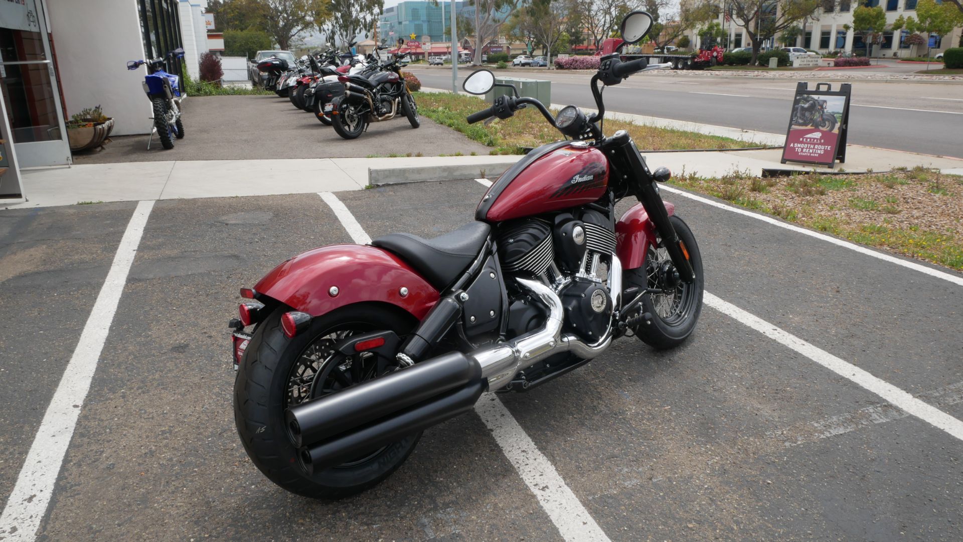 2023 Indian Motorcycle Chief Bobber ABS in San Diego, California - Photo 3