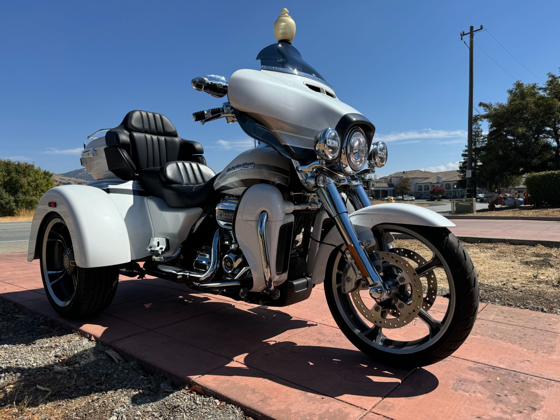 2020 Harley-Davidson Trike CVO™ Tri Glide® in Morgan Hill, California - Photo 15