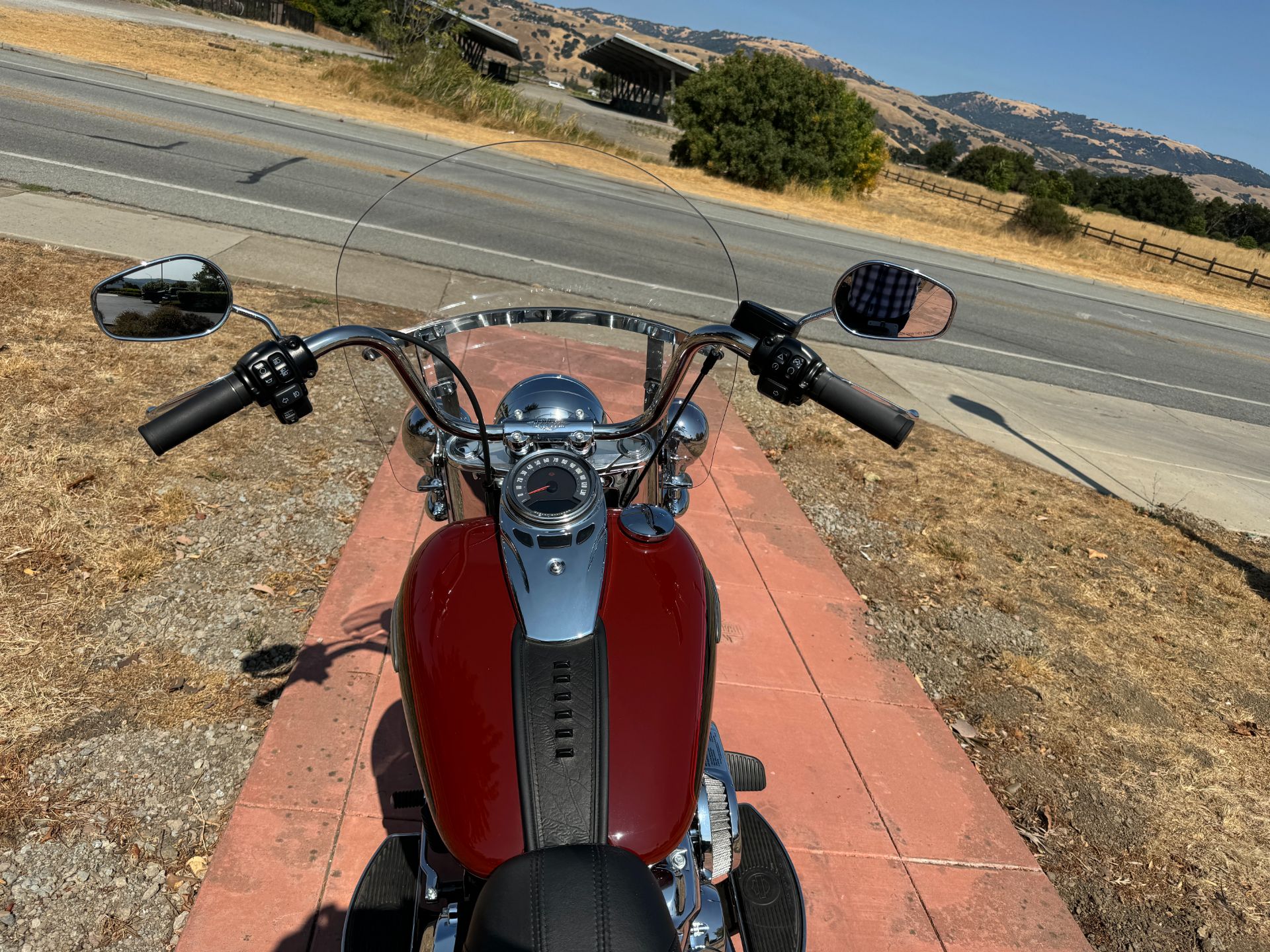 2024 Harley-Davidson Heritage Classic 114 in Morgan Hill, California - Photo 4