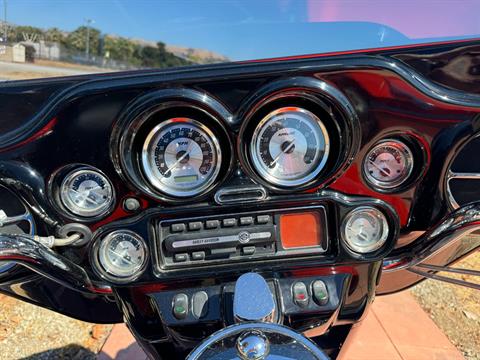 2004 Harley-Davidson FLHTCSE Screamin' Eagle® Electra Glide® in Morgan Hill, California - Photo 6