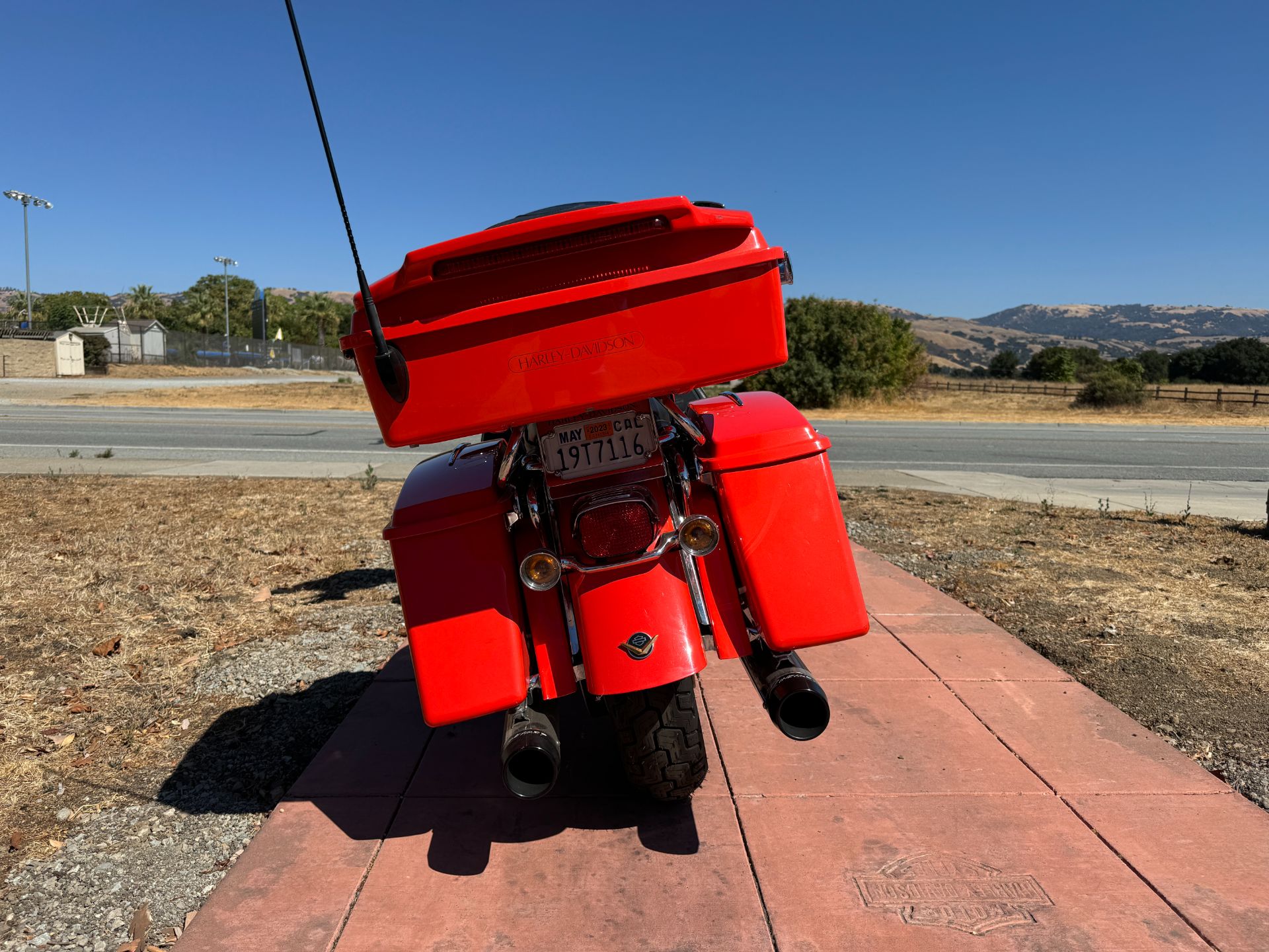 2004 Harley-Davidson FLHTCSE Screamin' Eagle® Electra Glide® in Morgan Hill, California - Photo 8