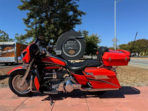 2004 Harley-Davidson FLHTCSE Screamin' Eagle® Electra Glide® in Morgan Hill, California - Photo 10