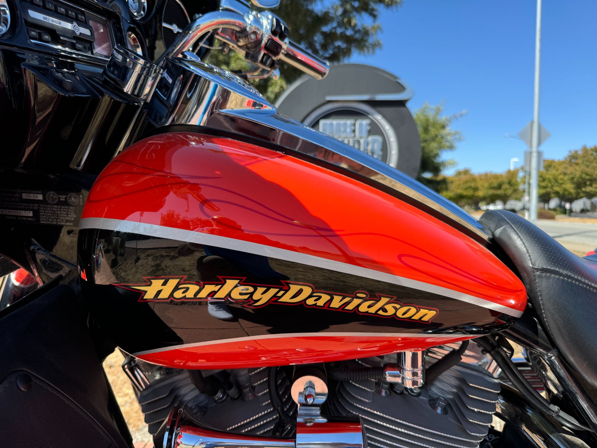 2004 Harley-Davidson FLHTCSE Screamin' Eagle® Electra Glide® in Morgan Hill, California - Photo 11