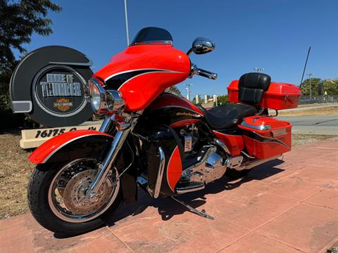 2004 Harley-Davidson FLHTCSE Screamin' Eagle® Electra Glide® in Morgan Hill, California - Photo 13