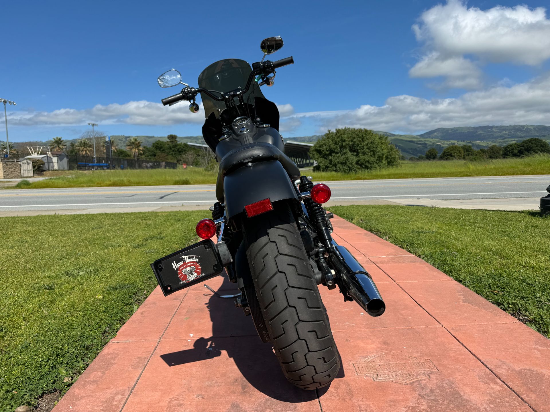 2014 Harley-Davidson Dyna® Street Bob® in Morgan Hill, California - Photo 8