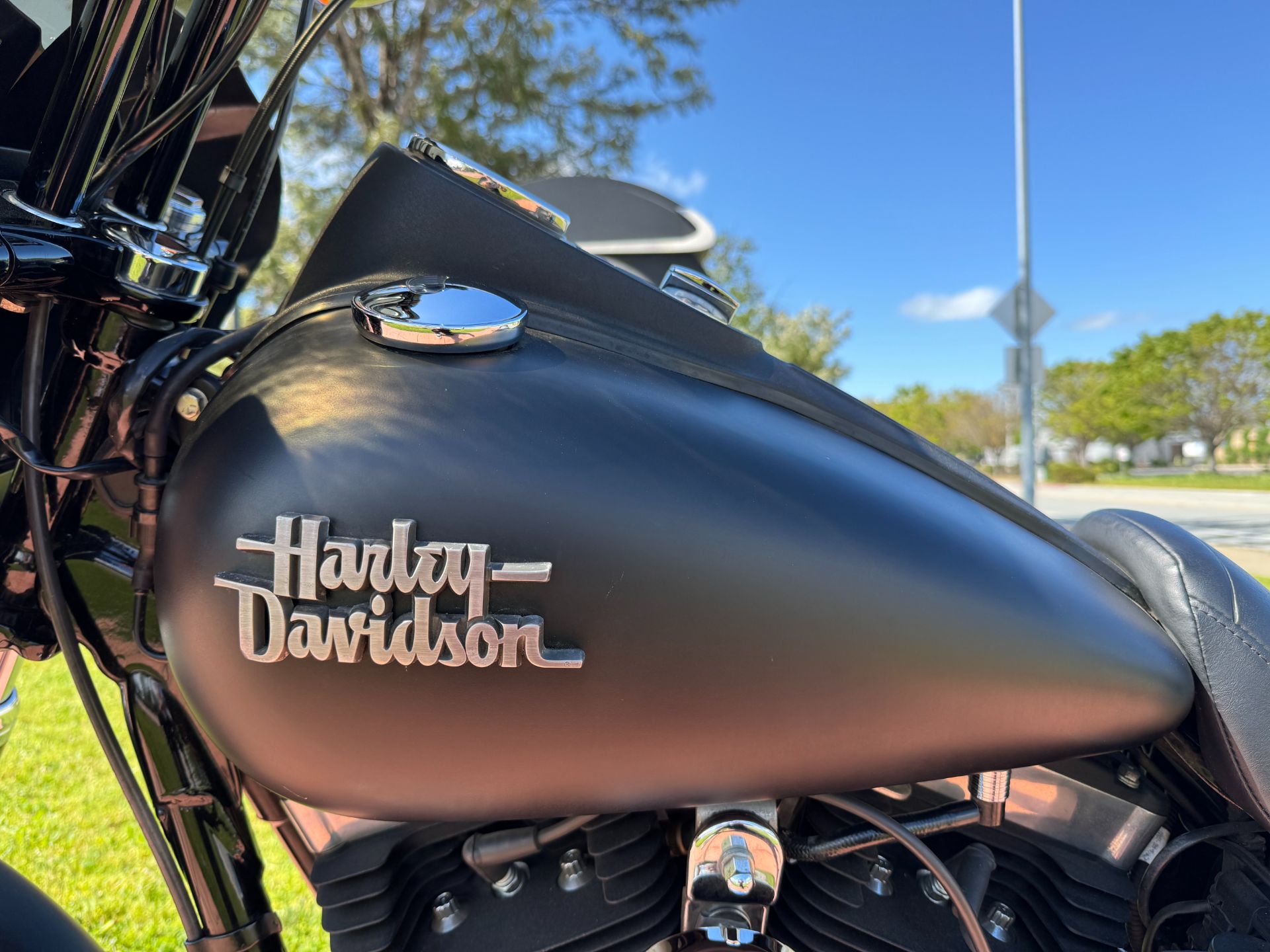 2014 Harley-Davidson Dyna® Street Bob® in Morgan Hill, California - Photo 11