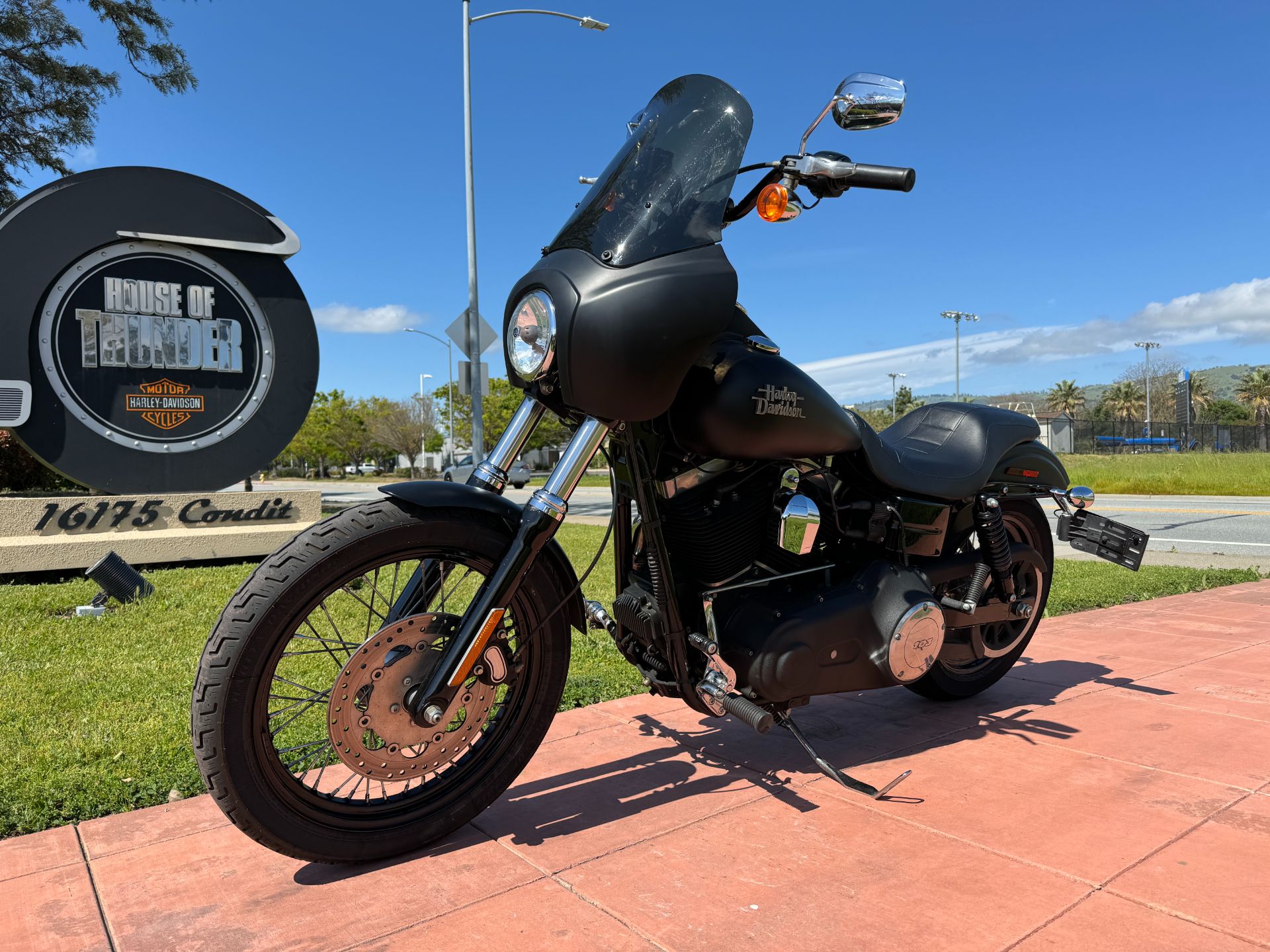 2014 Harley-Davidson Dyna® Street Bob® in Morgan Hill, California - Photo 13