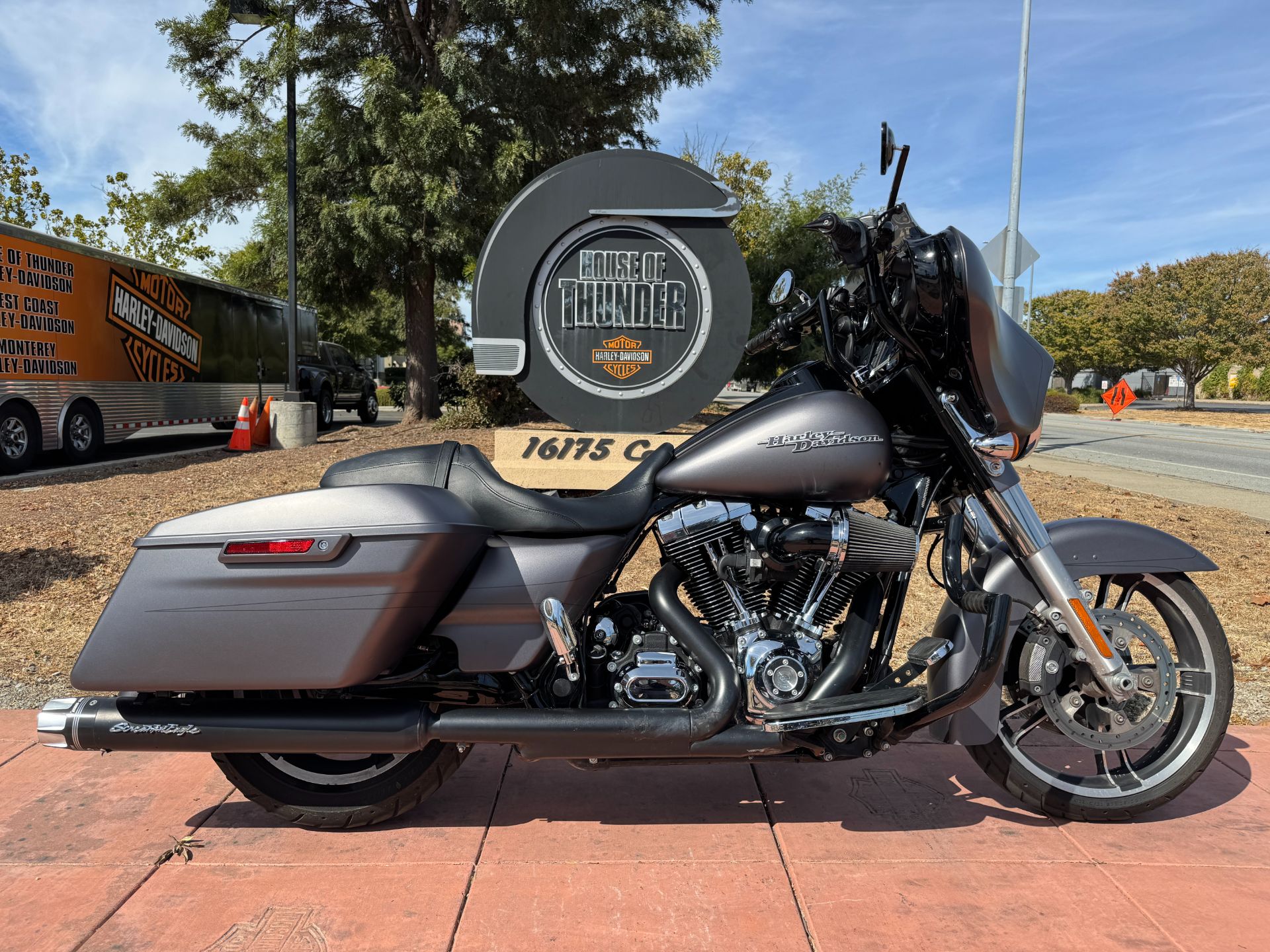 2016 Harley-Davidson Street Glide® Special in Morgan Hill, California - Photo 1