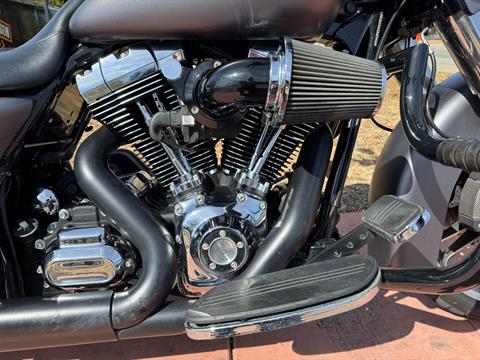 2016 Harley-Davidson Street Glide® Special in Morgan Hill, California - Photo 3