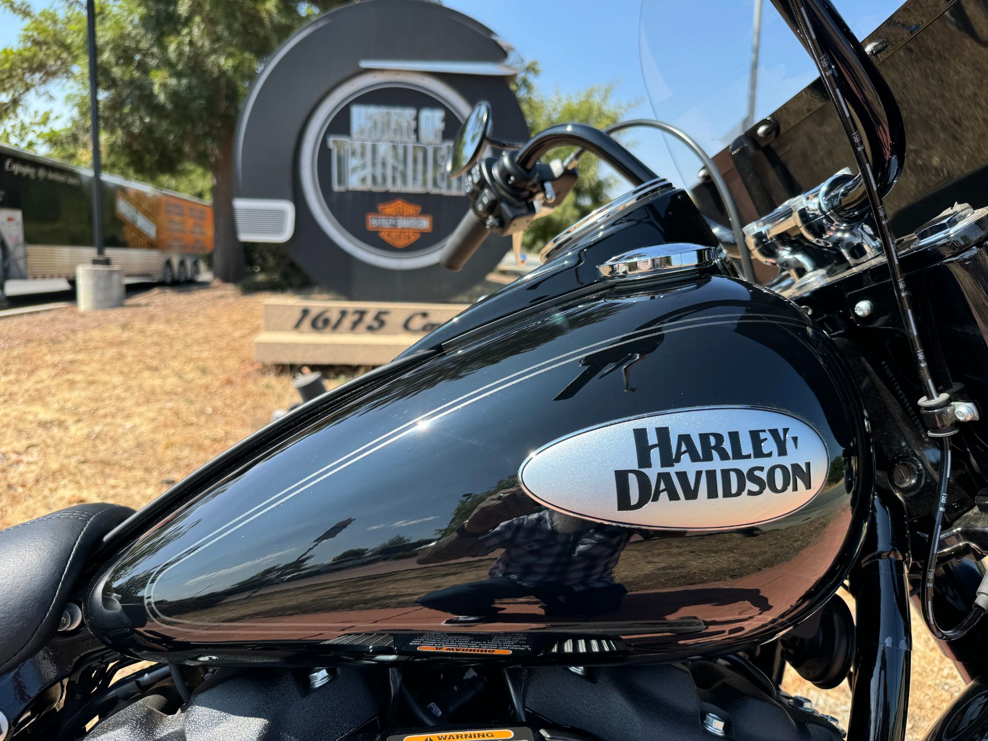 2024 Harley-Davidson Heritage Classic 114 in Morgan Hill, California - Photo 2