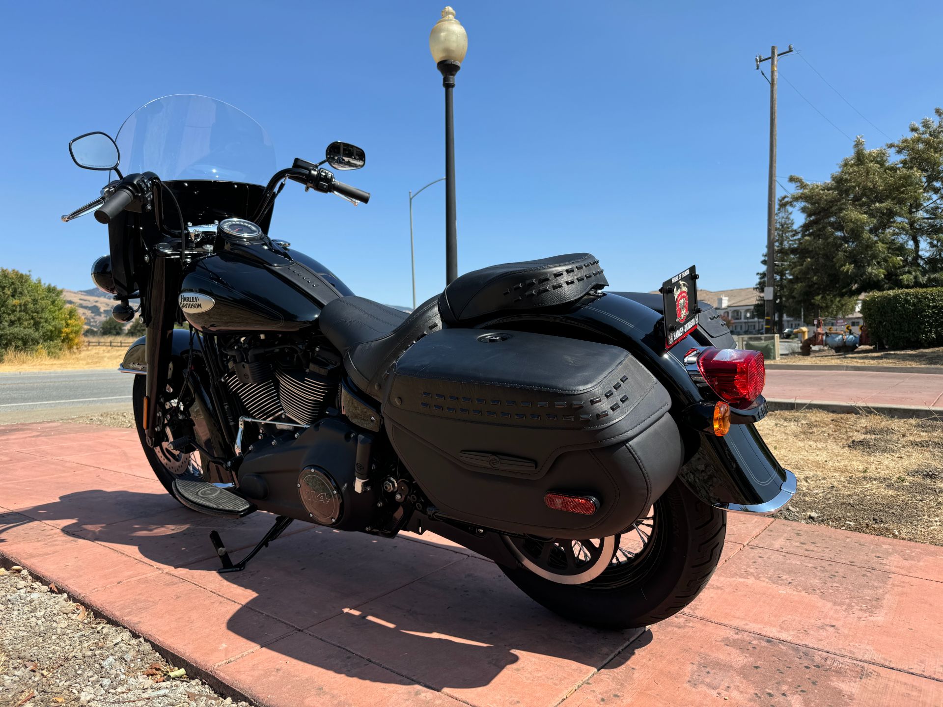 2024 Harley-Davidson Heritage Classic 114 in Morgan Hill, California - Photo 8