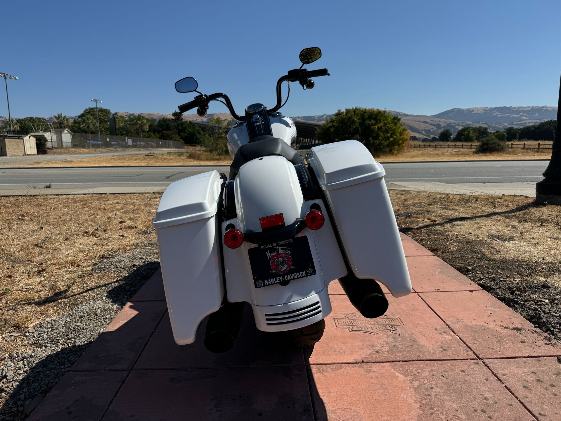 2023 Harley-Davidson Road King® Special in Morgan Hill, California - Photo 7