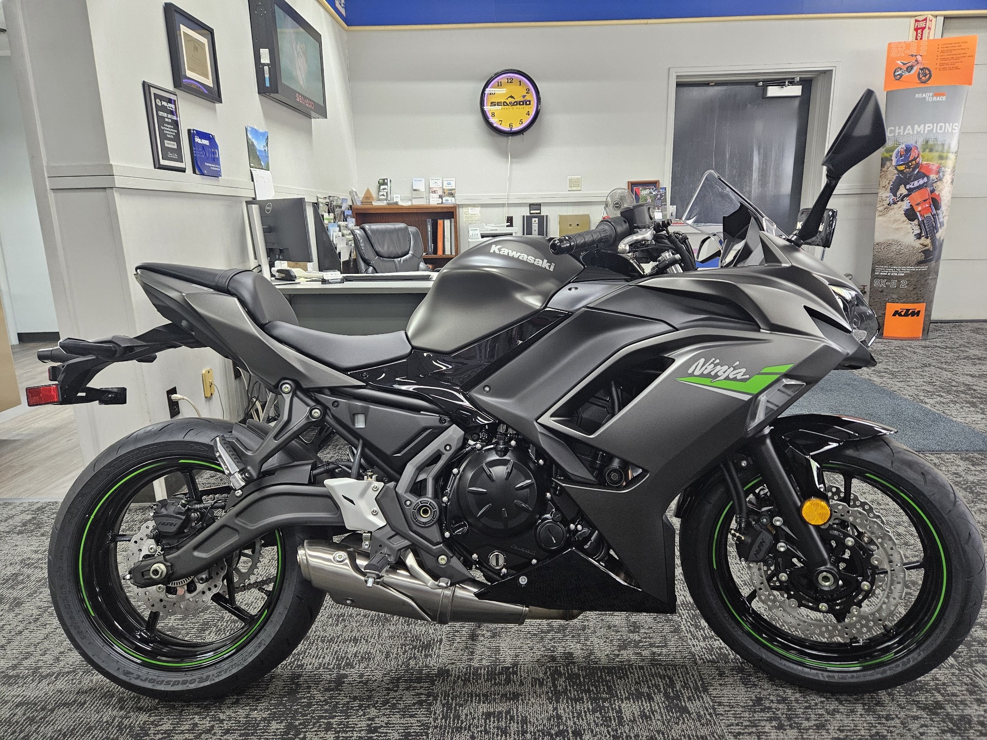 2024 Kawasaki Ninja 650 in Dalton, Georgia - Photo 1