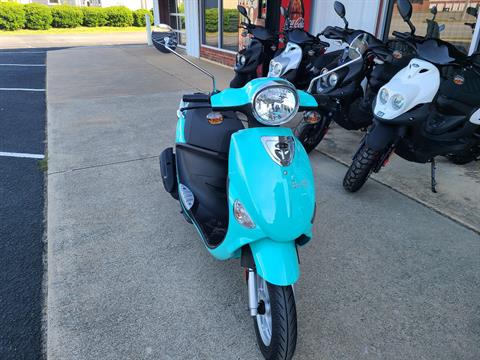 2022 Genuine Scooters Buddy 50 in Hendersonville, North Carolina - Photo 2