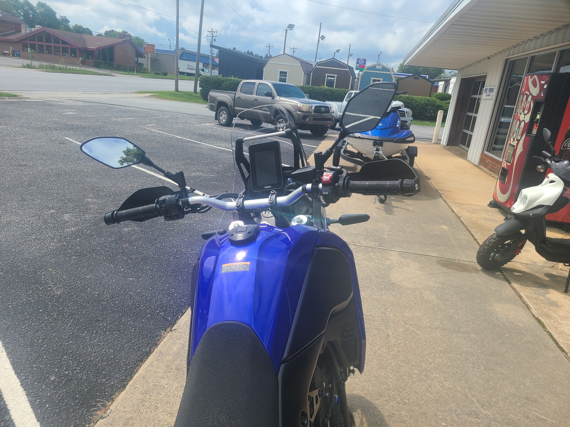 2024 Yamaha Ténéré 700 in Hendersonville, North Carolina - Photo 3