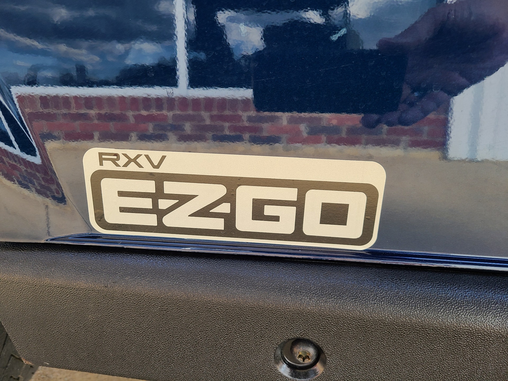 2018 E-Z-GO Freedom RXV (PTV) Electric in Hendersonville, North Carolina - Photo 4