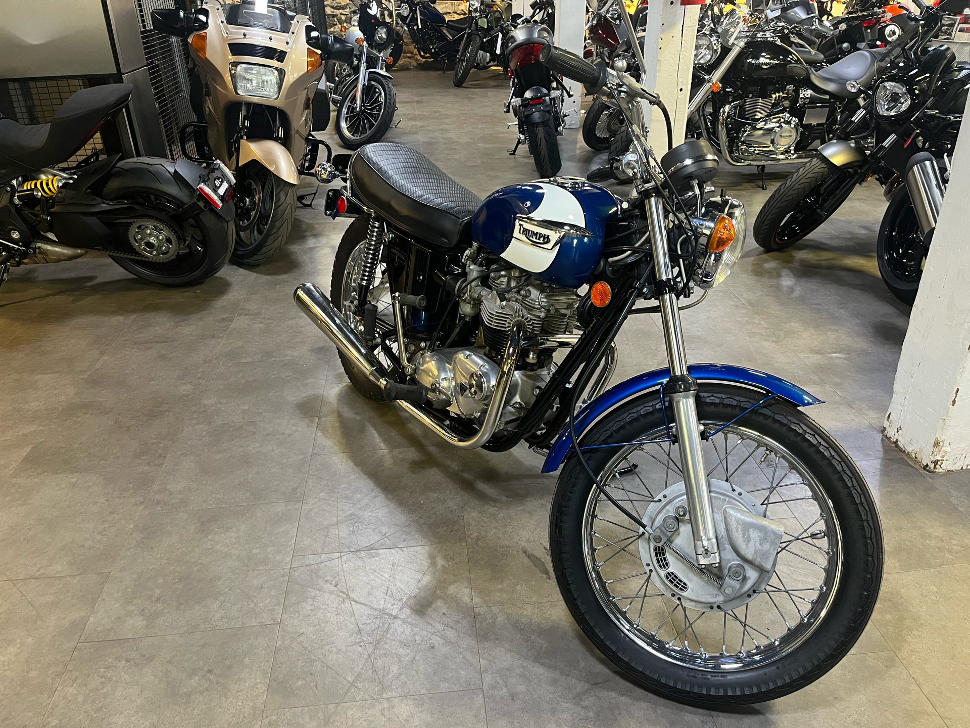 1971 Triumph Bonneville in Bala Cynwyd, Pennsylvania - Photo 3