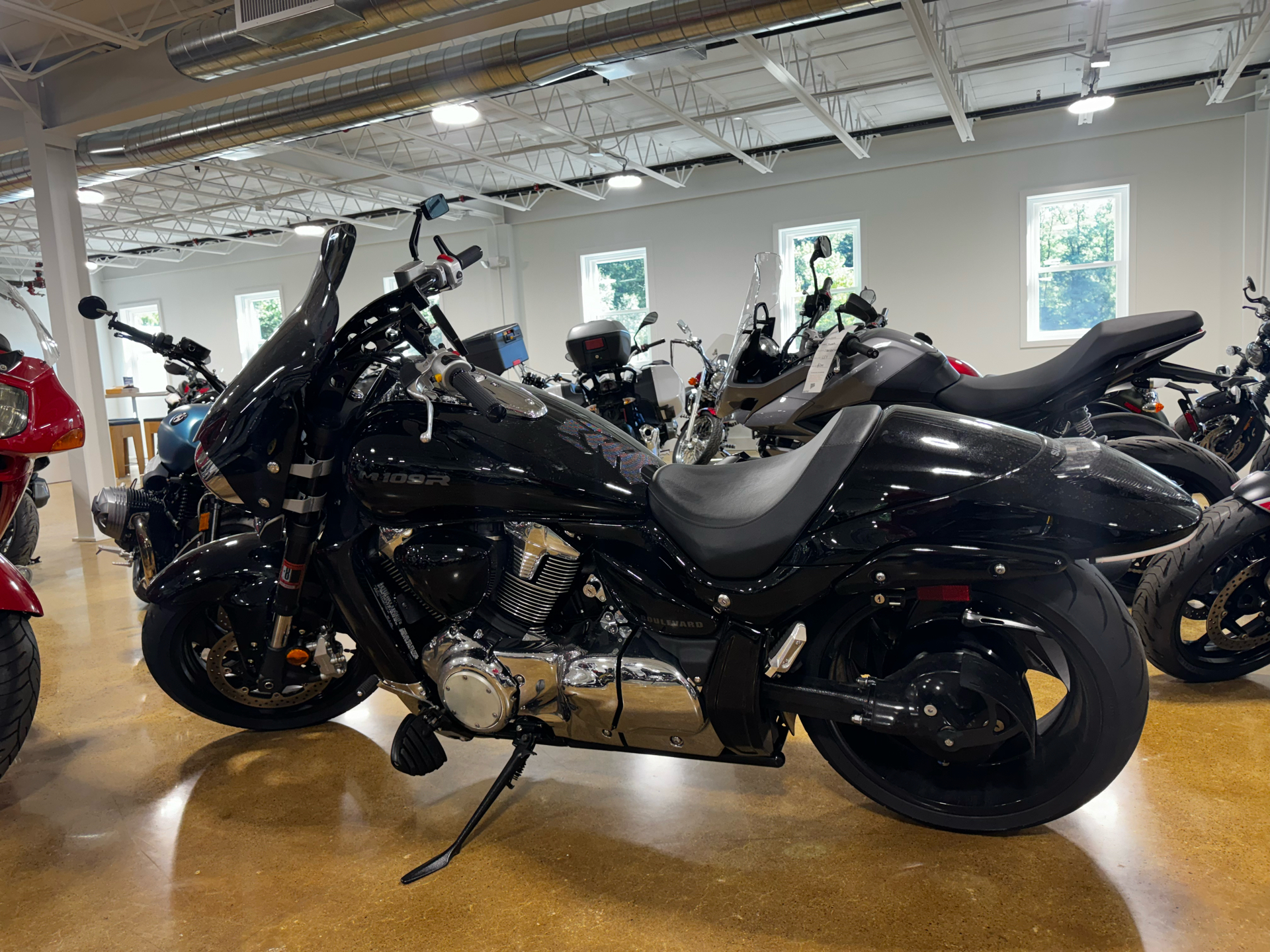 2024 Suzuki Boulevard M109R in Bala Cynwyd, Pennsylvania - Photo 2