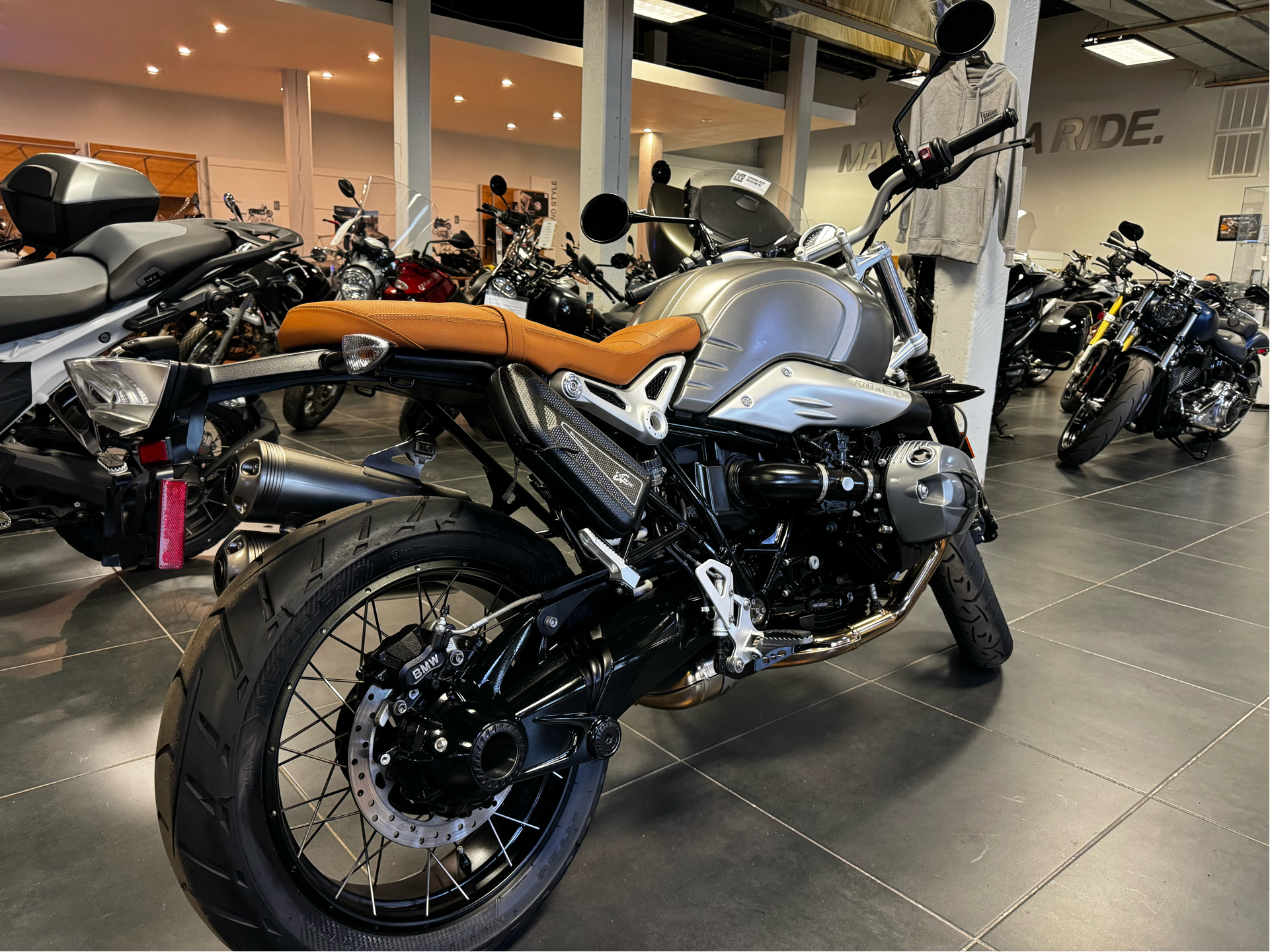 2017 BMW R nine T Scrambler in Bala Cynwyd, Pennsylvania - Photo 6