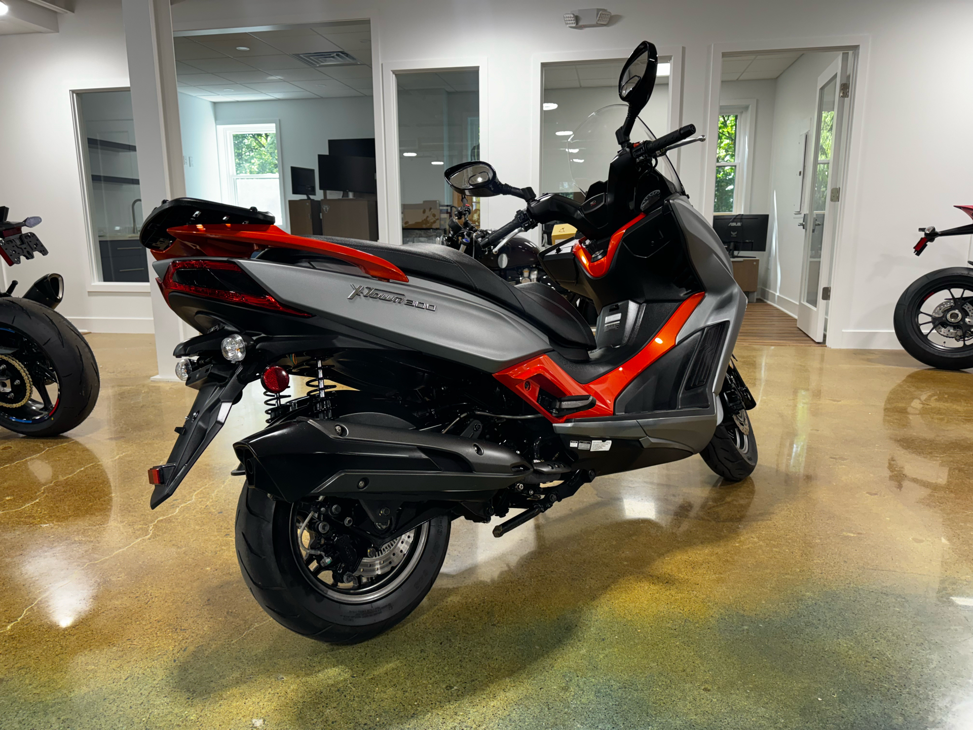 2023 Kymco X-Town 300i ABS in Bala Cynwyd, Pennsylvania - Photo 6