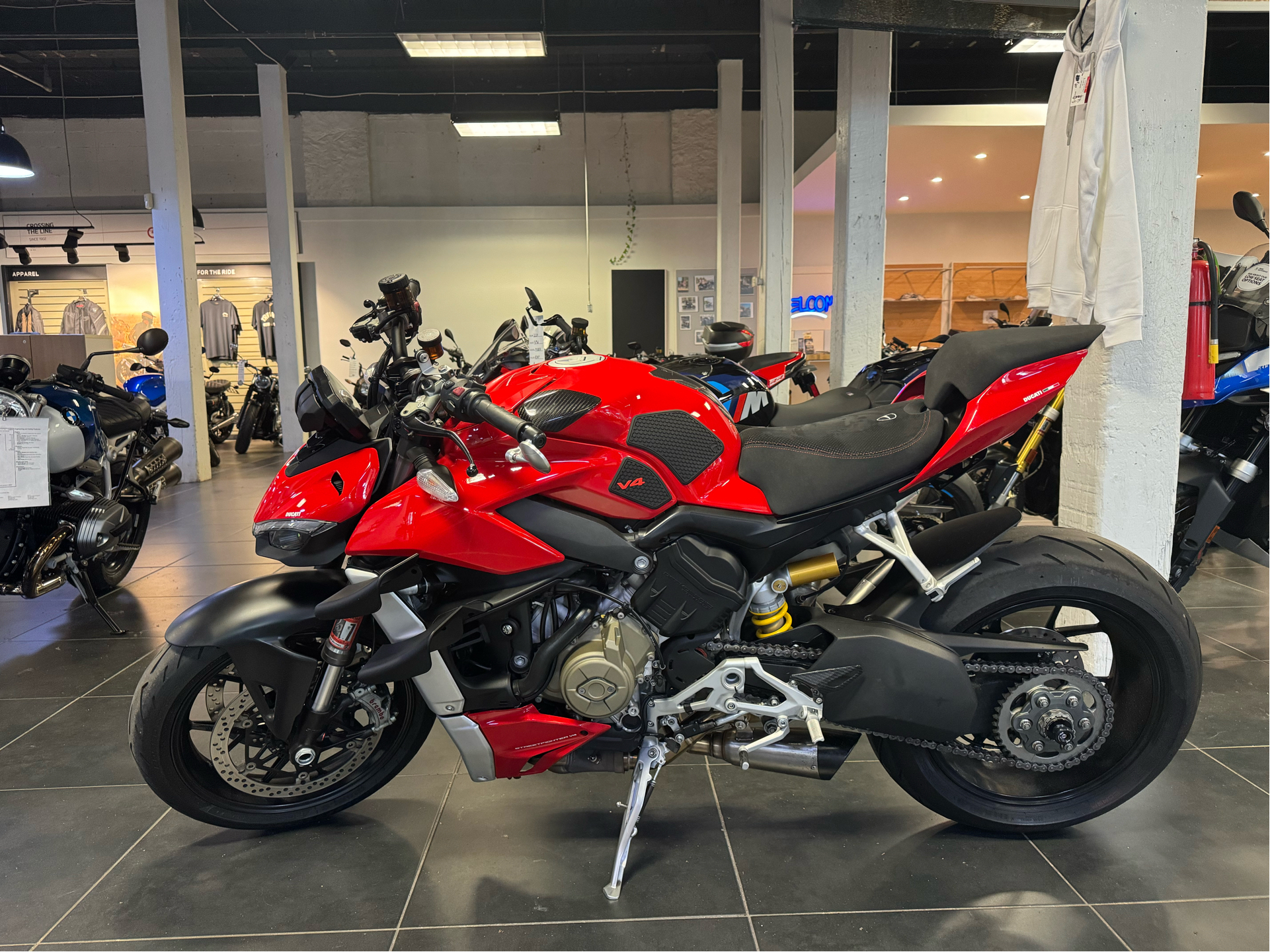 2020 Ducati Streetfighter V4 in Philadelphia, Pennsylvania - Photo 4