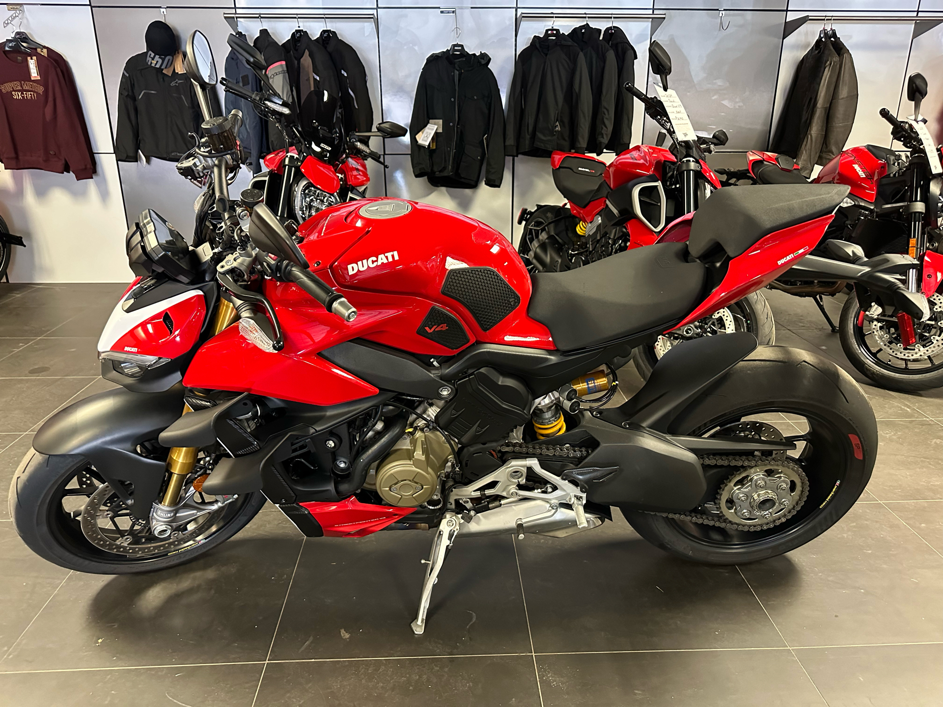 2022 Ducati Streetfighter V4 S in Philadelphia, Pennsylvania - Photo 1