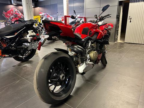 2022 Ducati Streetfighter V4 S in Philadelphia, Pennsylvania - Photo 5