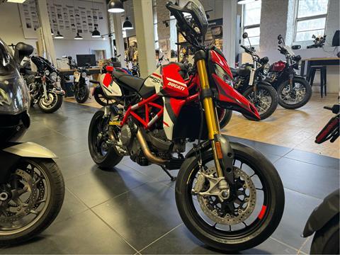 2024 Ducati Hypermotard 950 SP in Philadelphia, Pennsylvania - Photo 4