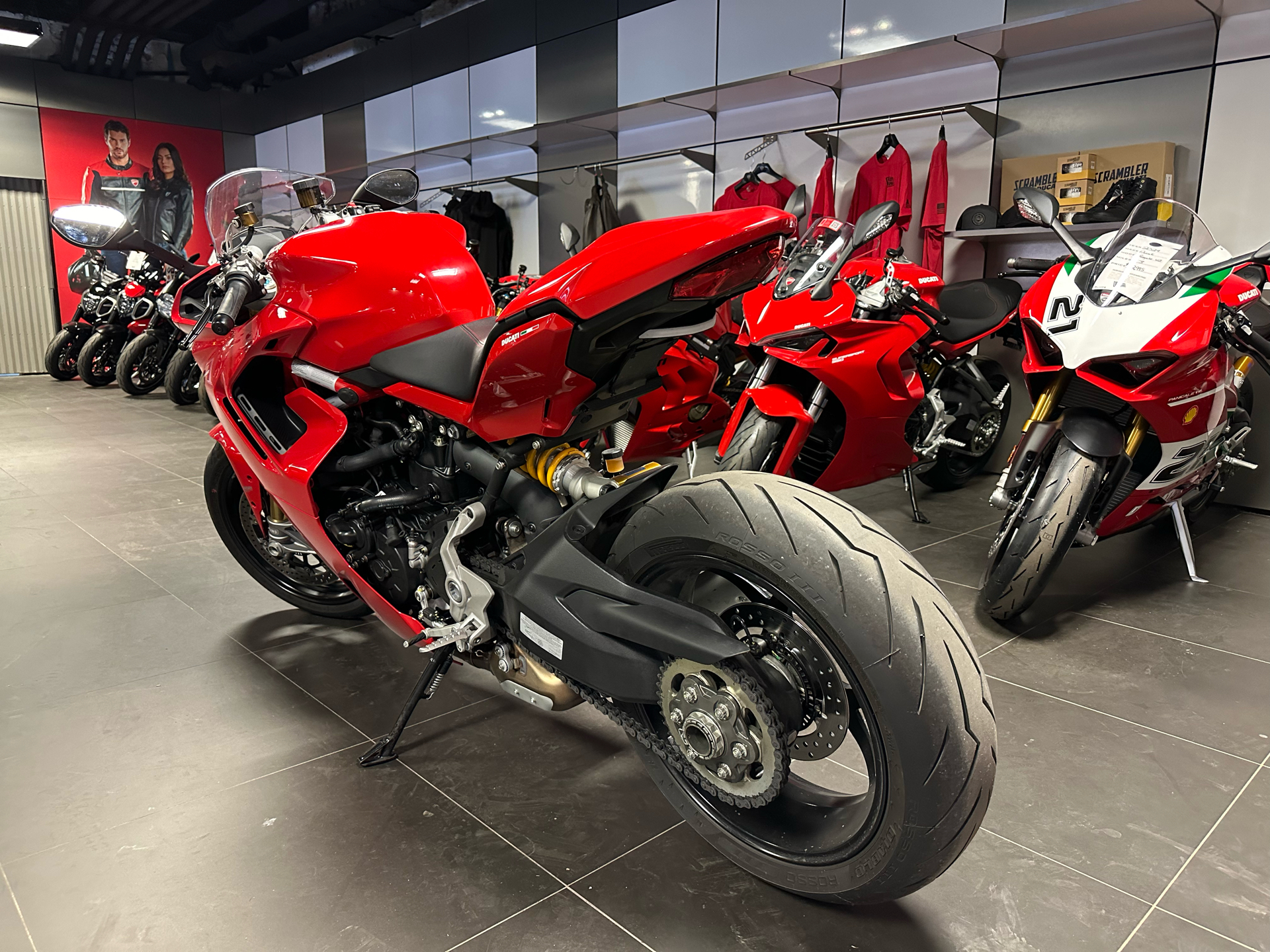 2023 Ducati SuperSport 950 S in Philadelphia, Pennsylvania - Photo 6