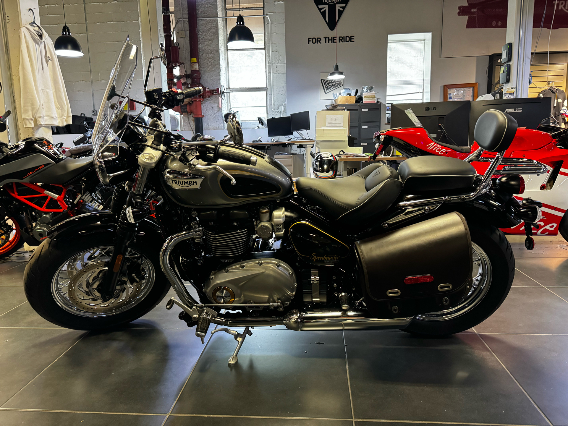 2022 Triumph Bonneville Speedmaster Gold Line in Bala Cynwyd, Pennsylvania - Photo 4