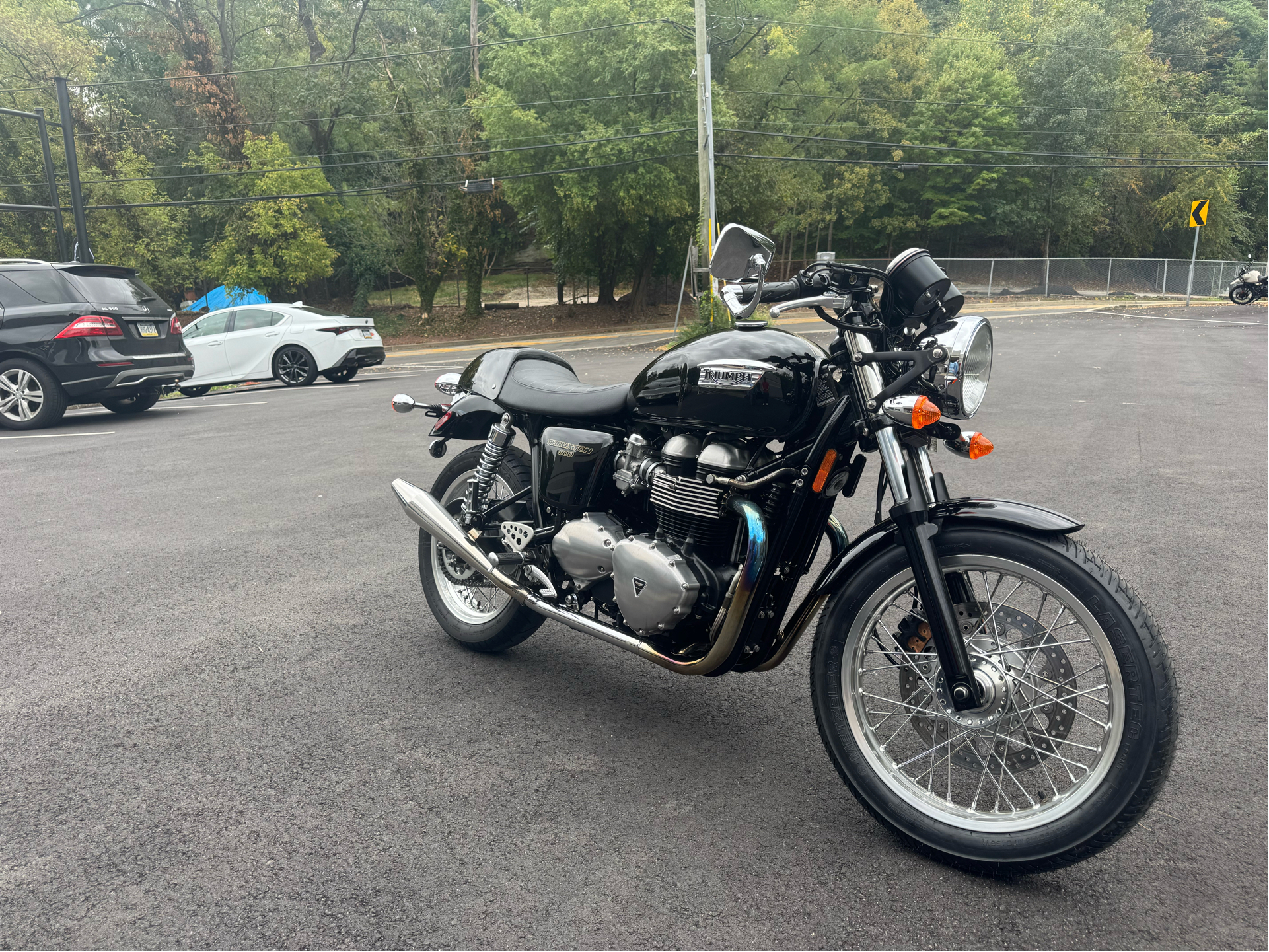 2010 Triumph Thruxton in Bala Cynwyd, Pennsylvania - Photo 2