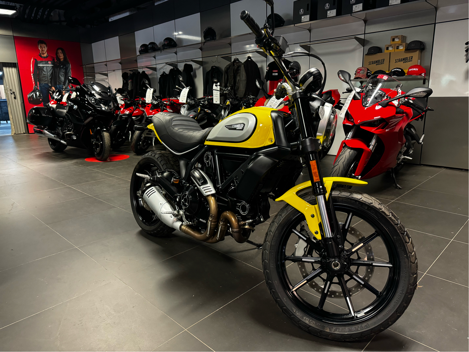 2019 Ducati Scrambler Icon in Philadelphia, Pennsylvania - Photo 2