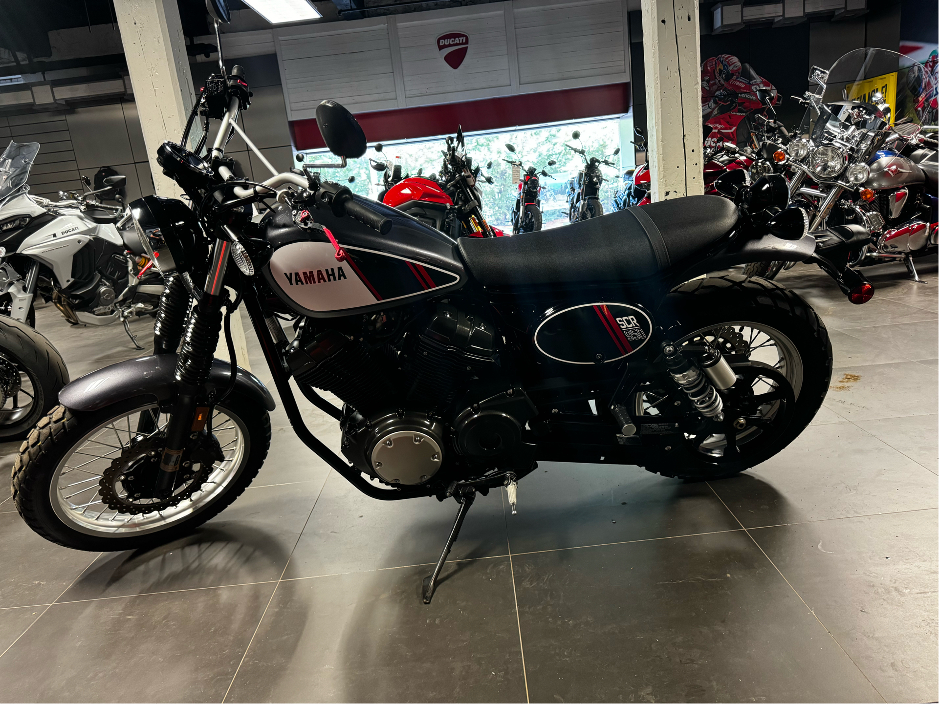 2017 Yamaha SCR950 in Bala Cynwyd, Pennsylvania - Photo 4