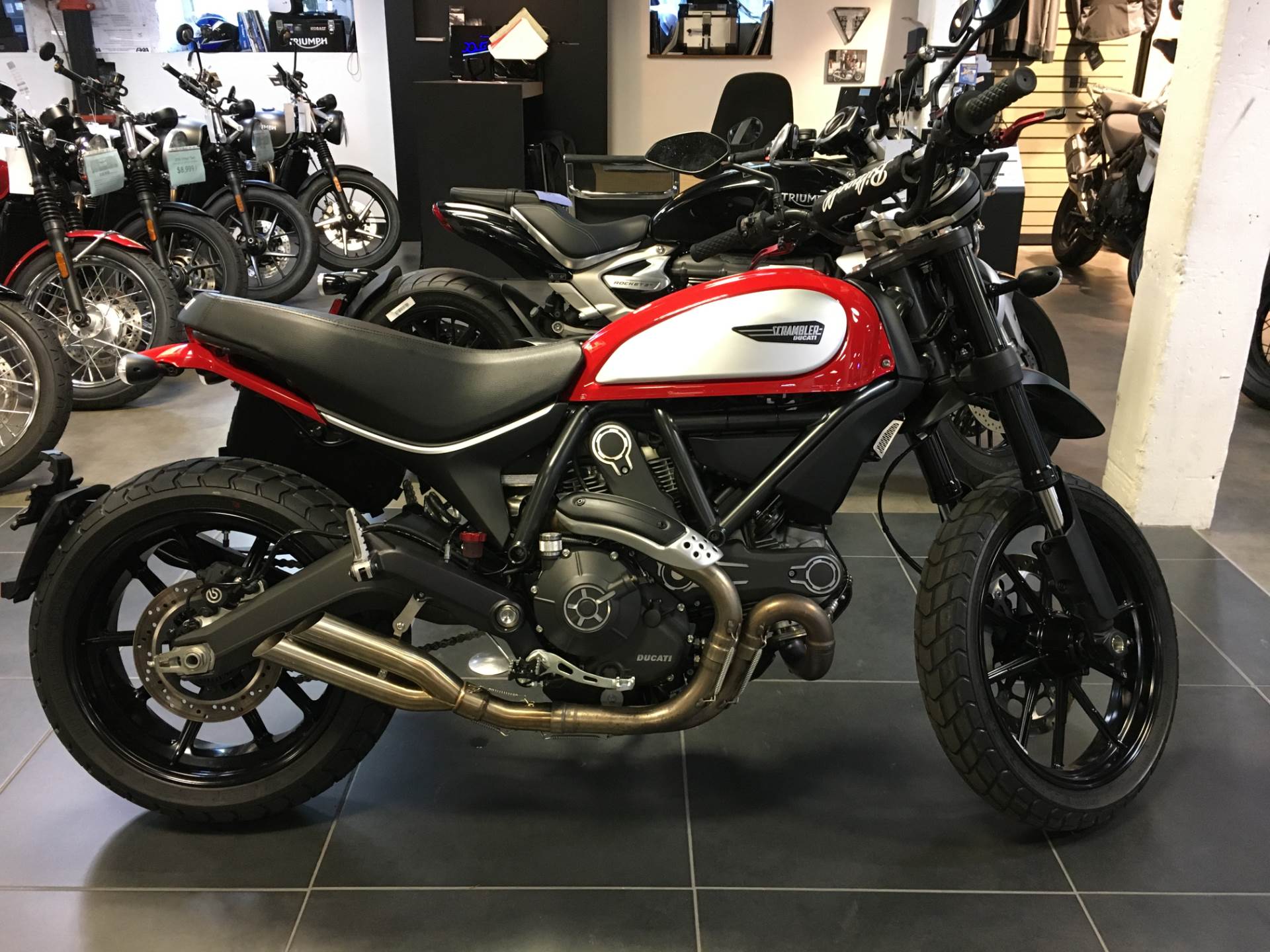 2016 ducati scrambler icon