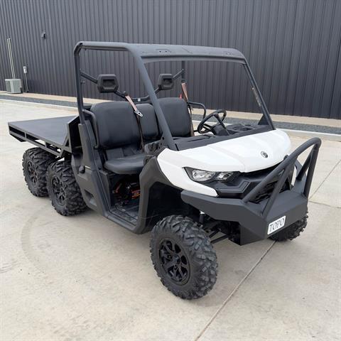 2020 Can-Am Defender 6x6 DPS HD10 in Amarillo, Texas - Photo 8