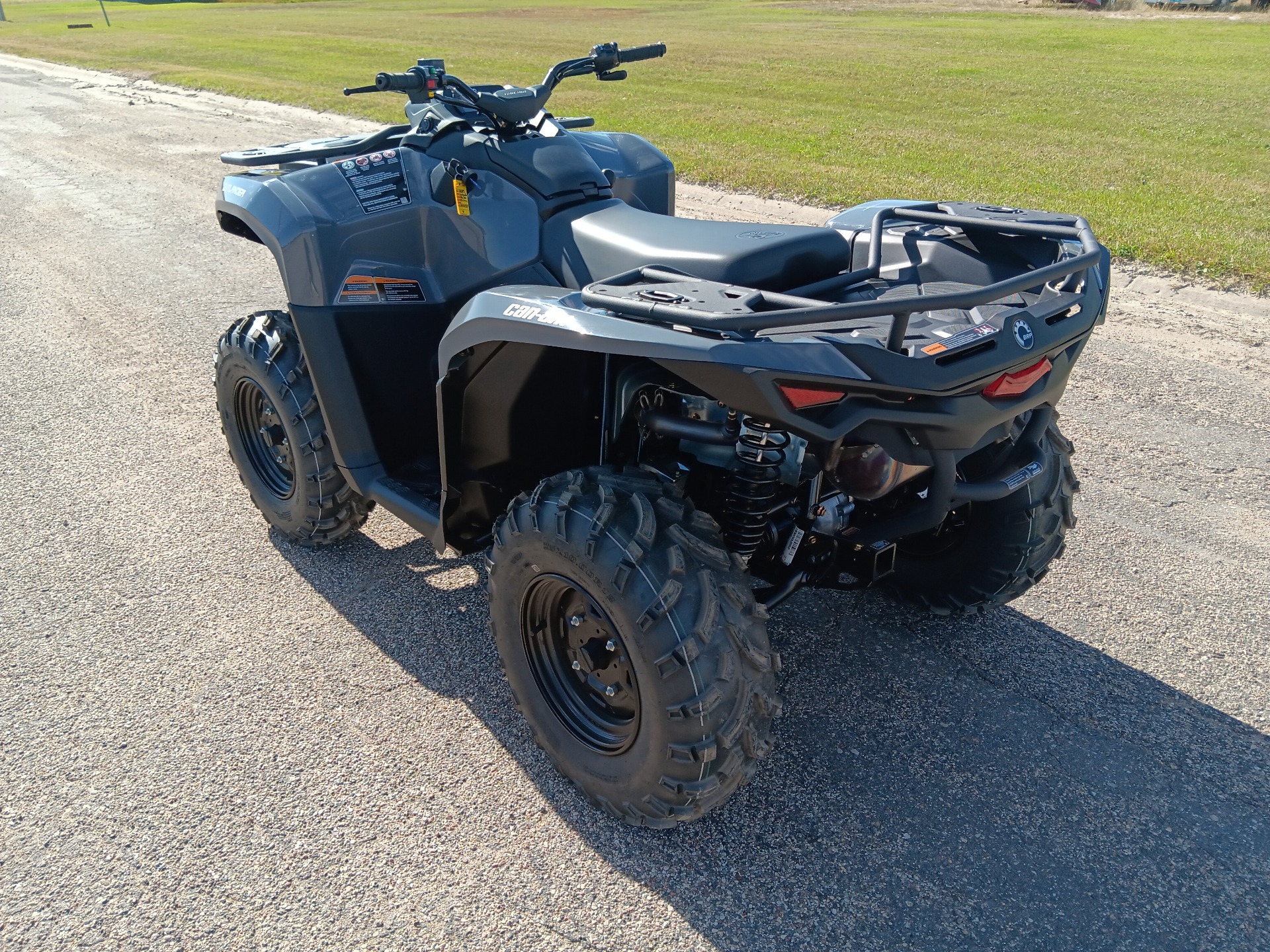 2025 Can-Am Outlander DPS 700 in Devils Lake, North Dakota - Photo 3