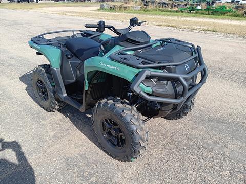 2025 Can-Am Outlander PRO XU HD7 in Devils Lake, North Dakota - Photo 1